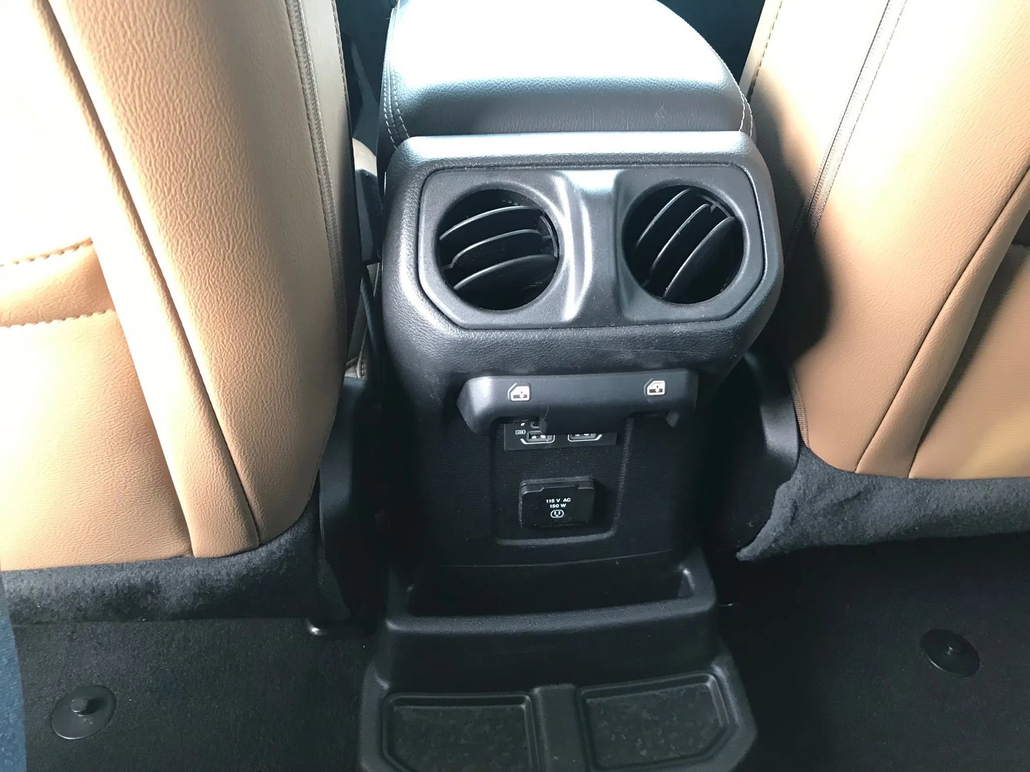 Used 2023 Jeep Wrangler Unlimited Sahara w/ Cold Weather Group image 35