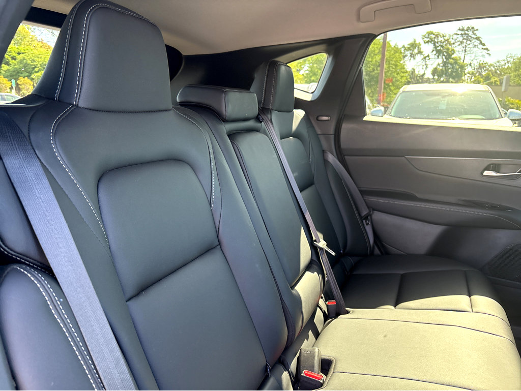 Used 2025 Nissan Murano SV image 12
