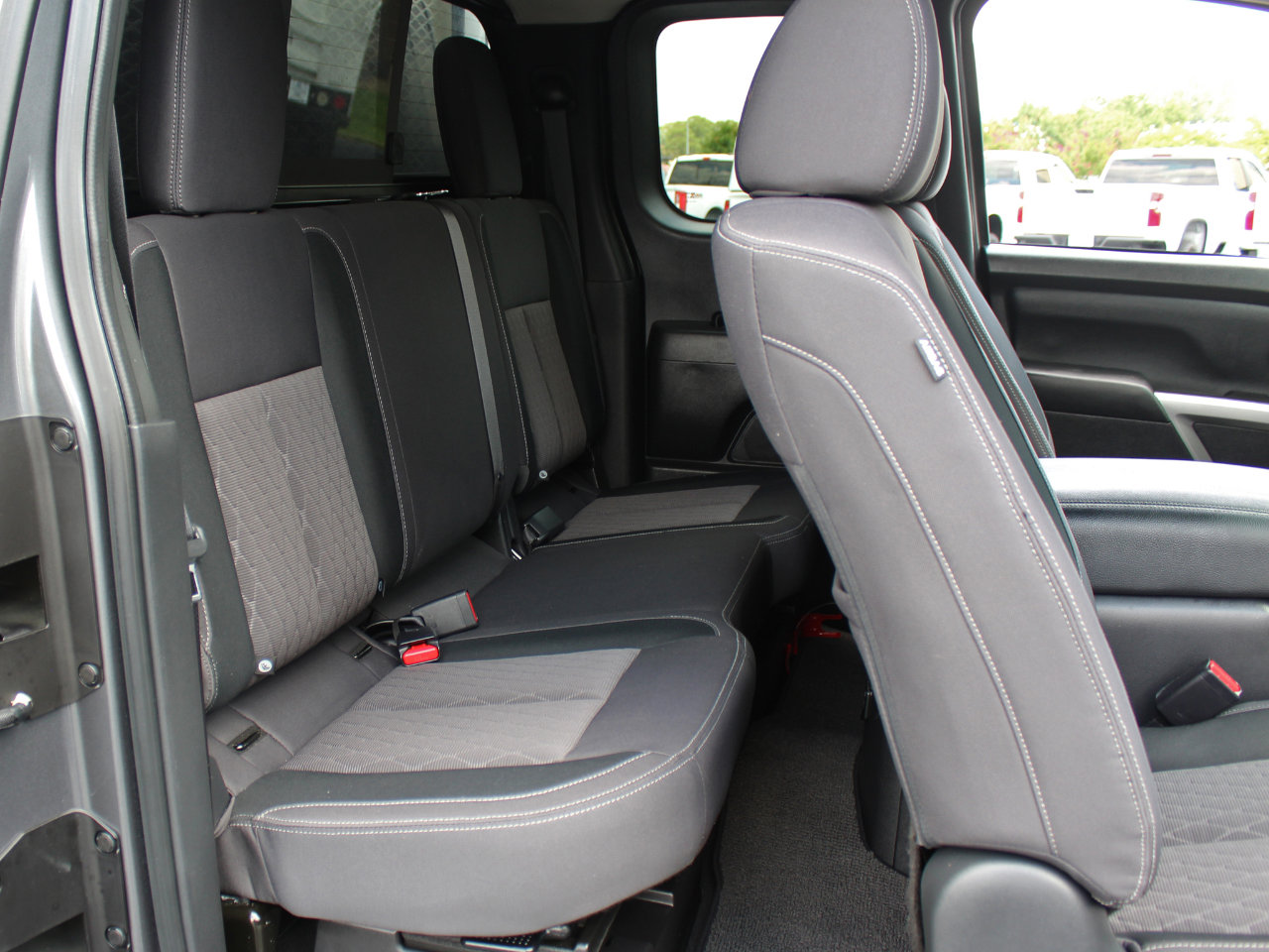 Used 2023 Nissan Titan SV w/ SV Utility Package image 37