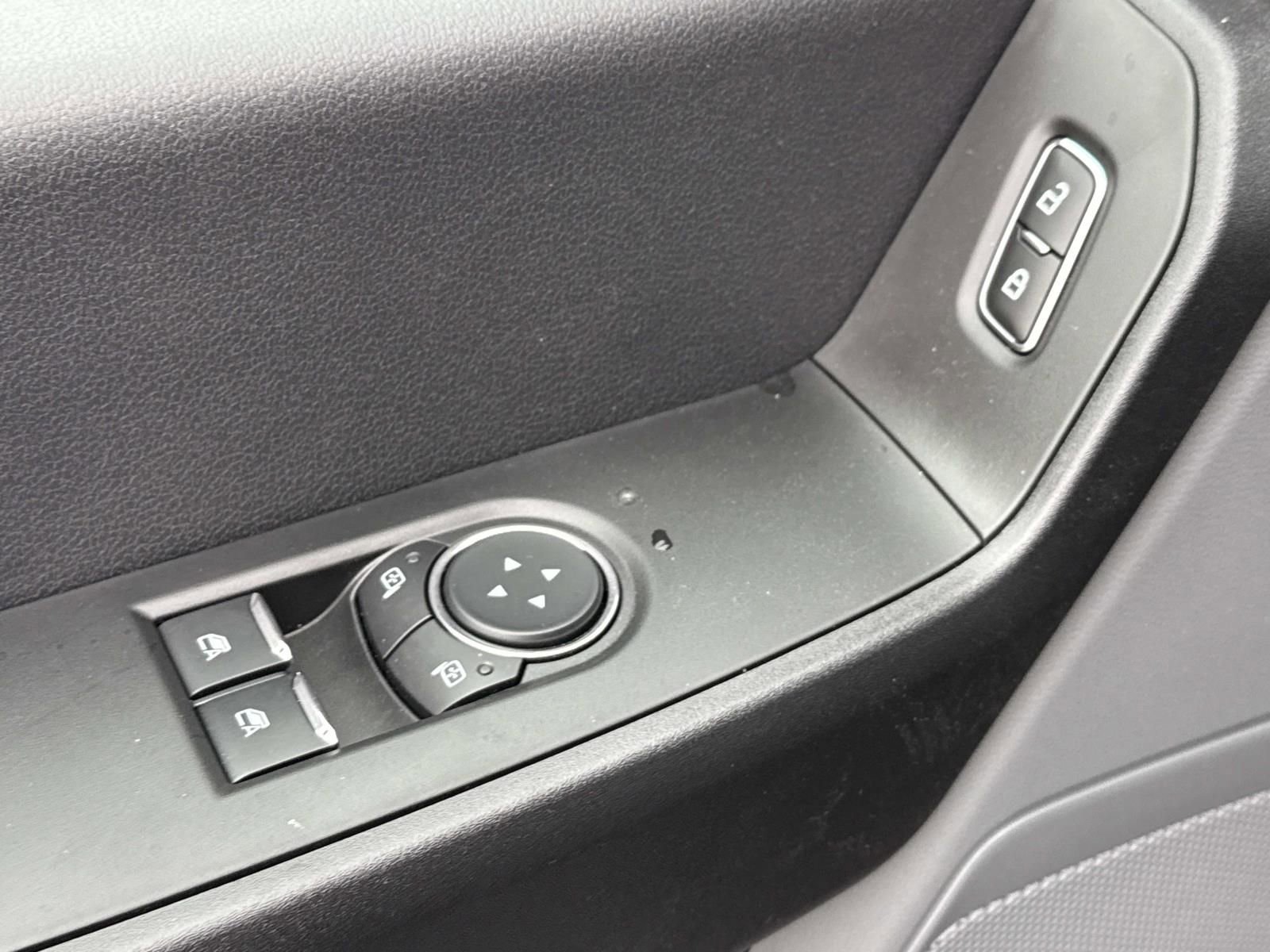 New 2026 Ford F250 XL w/ XL Chrome Package image 19