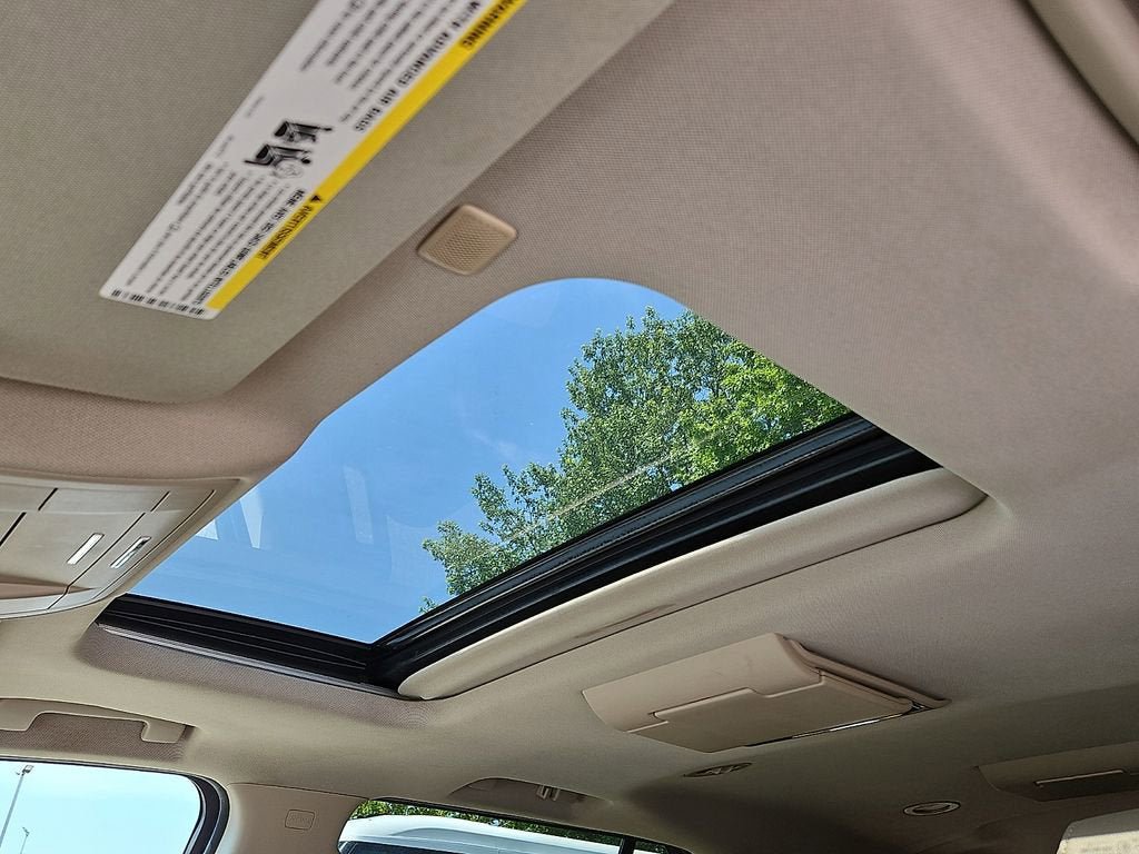 Certified 2020 Chevrolet Suburban LT AWD/4WD image 16