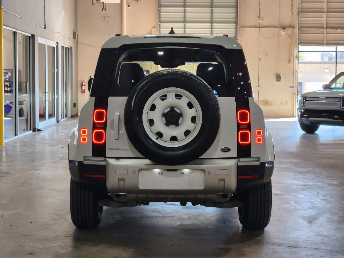 Used 2022 Land Rover Defender 110 AWD/4WD image 9