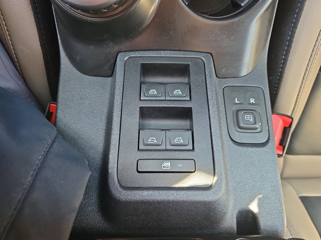 Used 2023 Ford Bronco Wildtrak image 26