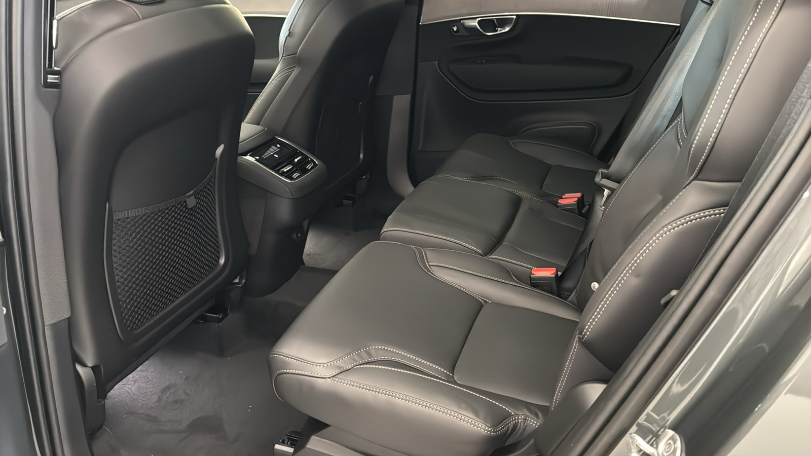 New 2027 Volvo XC90 B6 Ultra AWD/4WD image 27