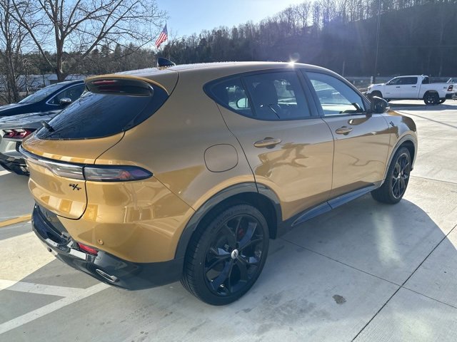 Used 2024 Dodge Hornet R/T image 4