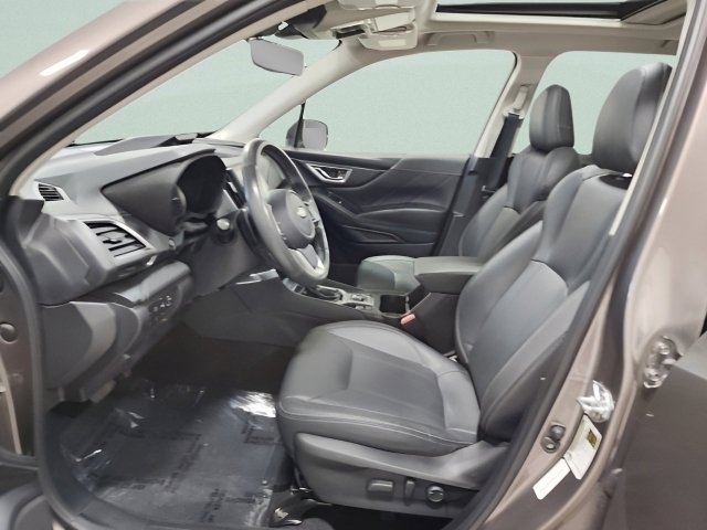 Used 2023 Subaru Forester Touring image 22