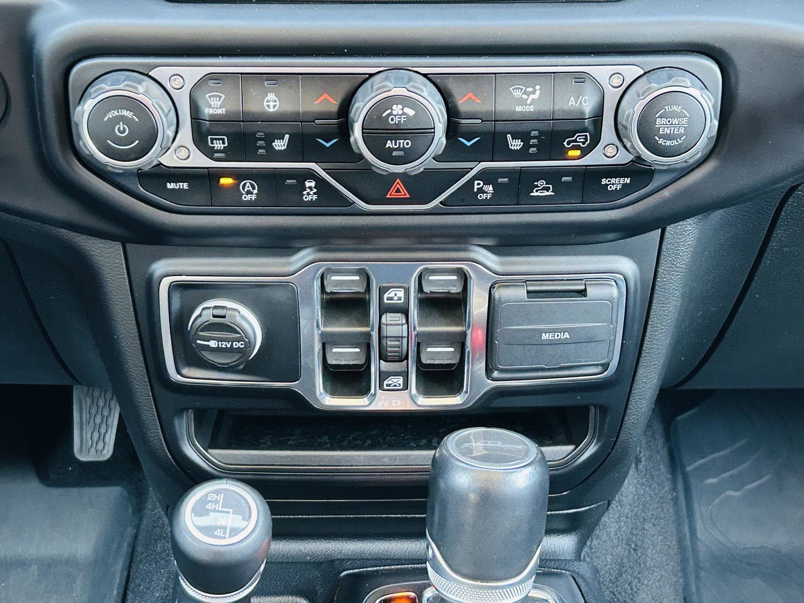 Used 2021 Jeep Gladiator Overland image 20