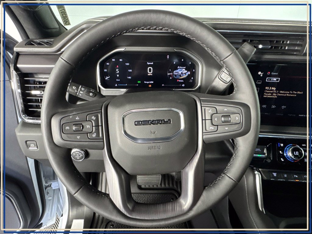New 2026 GMC Sierra 3500 Denali Ultimate AWD/4WD image 10