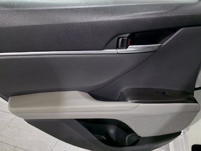 Used 2024 Toyota Camry LE FWD image 11