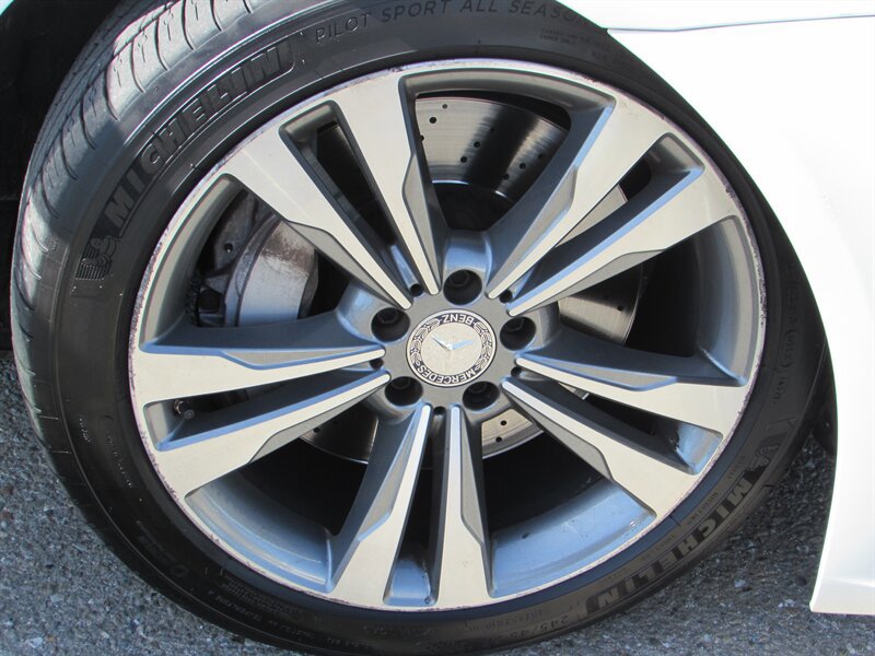 Used 2015 Mercedes-Benz S 550 Sedan image 31