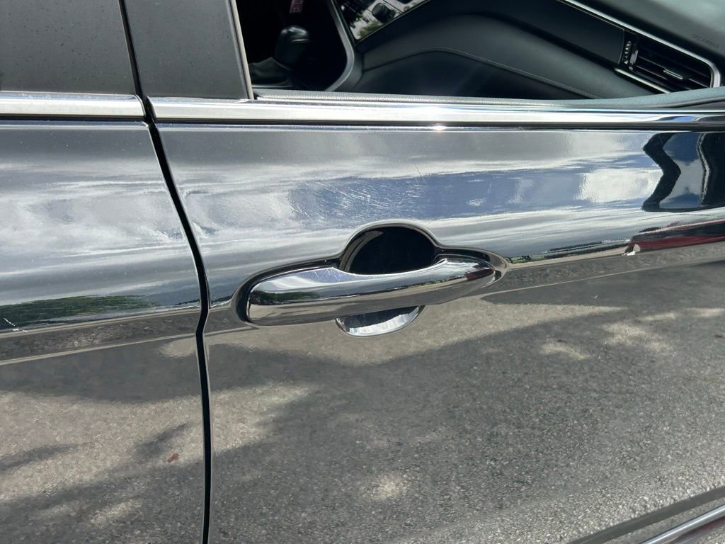 Used 2023 Toyota Camry SE image 29