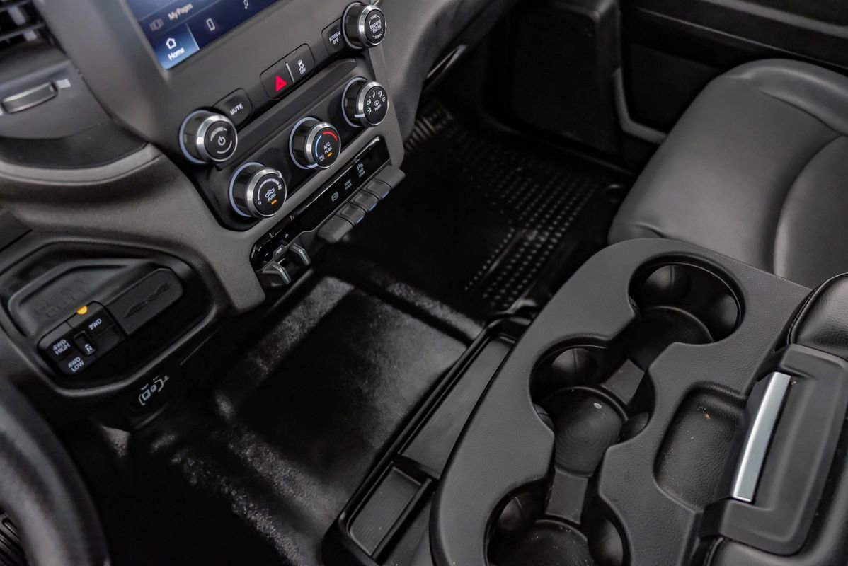 Used 2024 RAM 3500 Tradesman w/ Chrome Appearance Group image 24