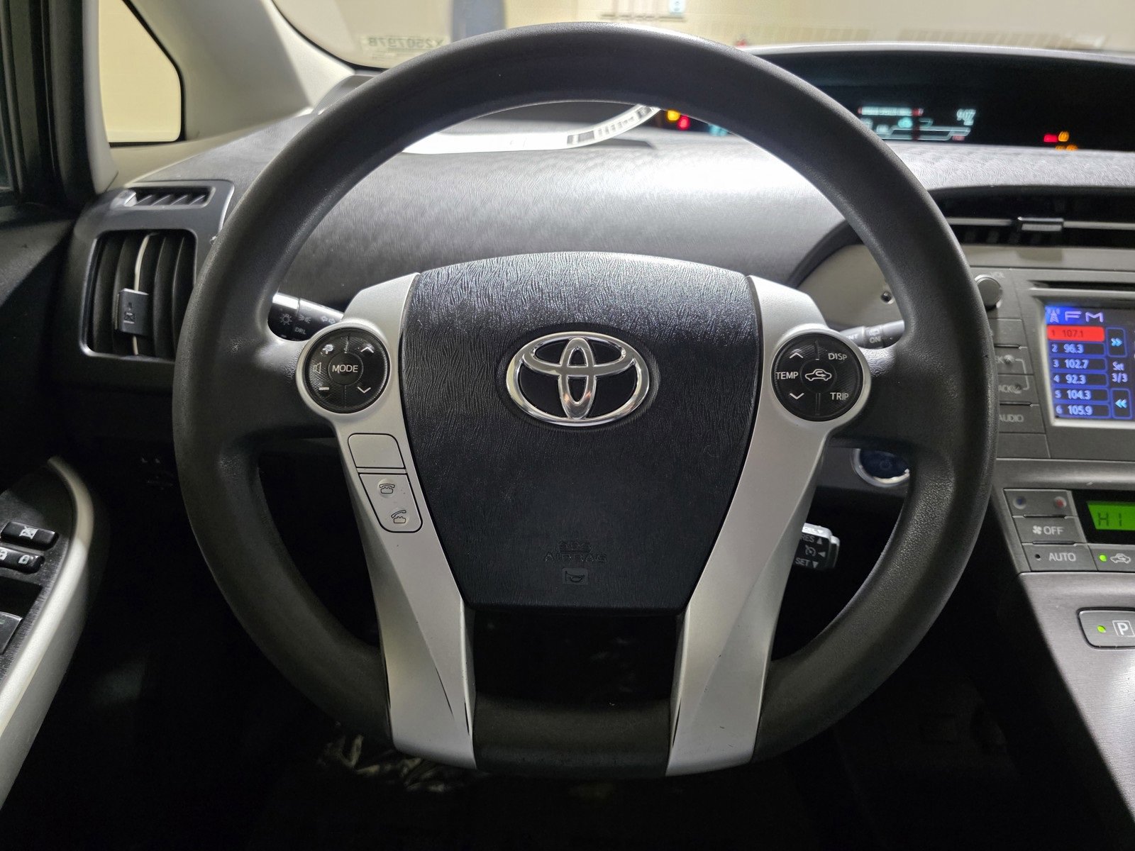 Used 2015 Toyota Prius Two image 28