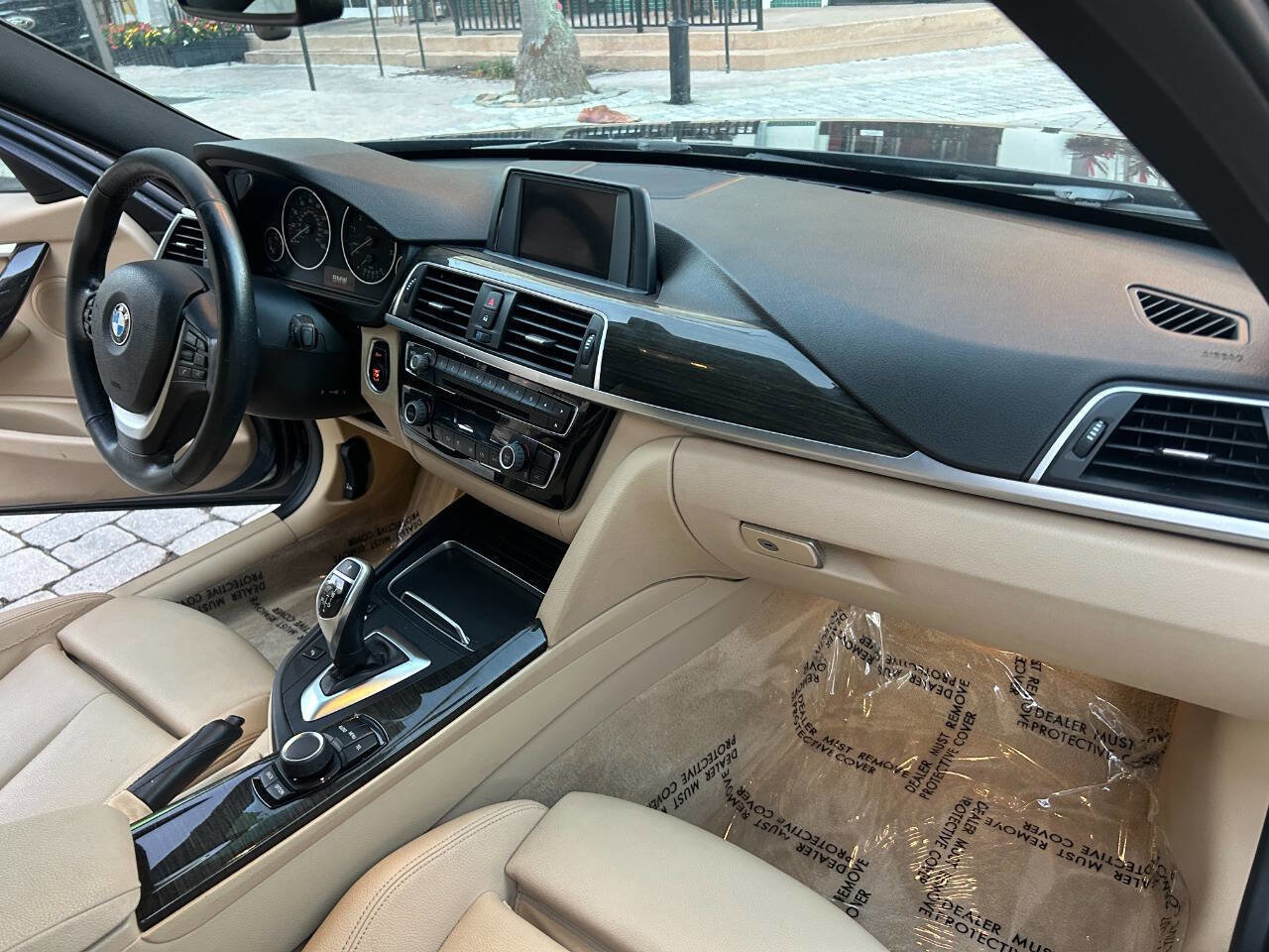 Used 2016 BMW 328i Sedan image 10