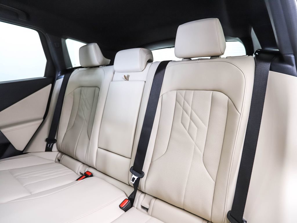 New 2026 BMW X3 xDrive30 w/ Premium Package image 24