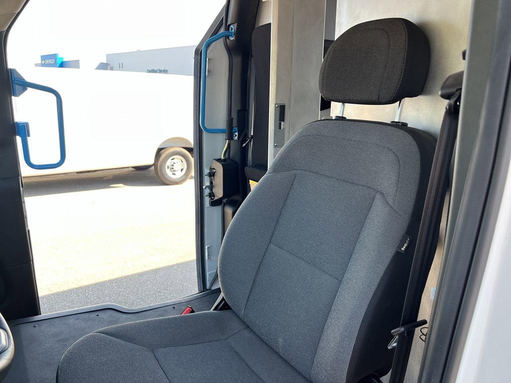 Used 2024 RAM ProMaster 3500 w/ Delivery Van Package image 17