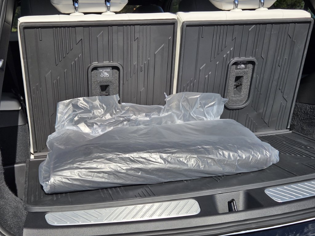 New 2027 Cadillac Vistiq Sport w/ LPO, Trailering Package AWD/4WD image 21