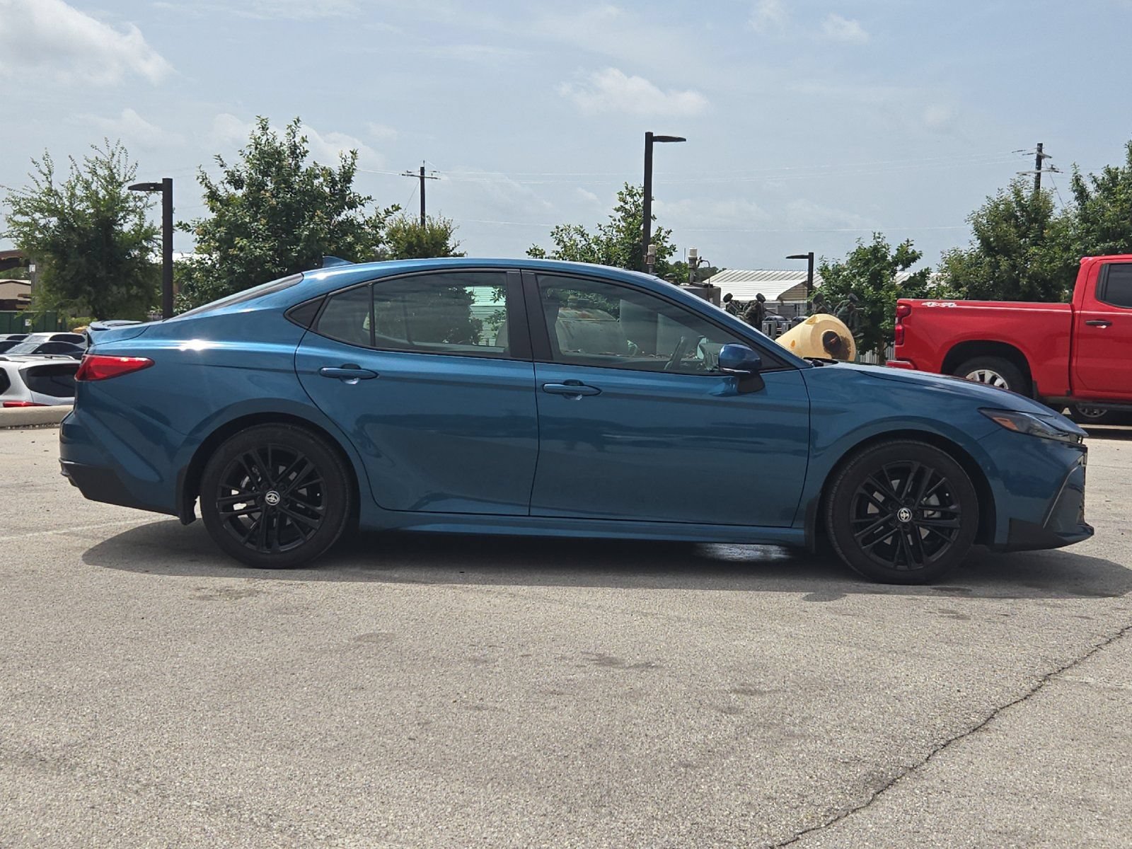 Certified 2025 Toyota Camry SE w/ Convenience Package FWD image 6