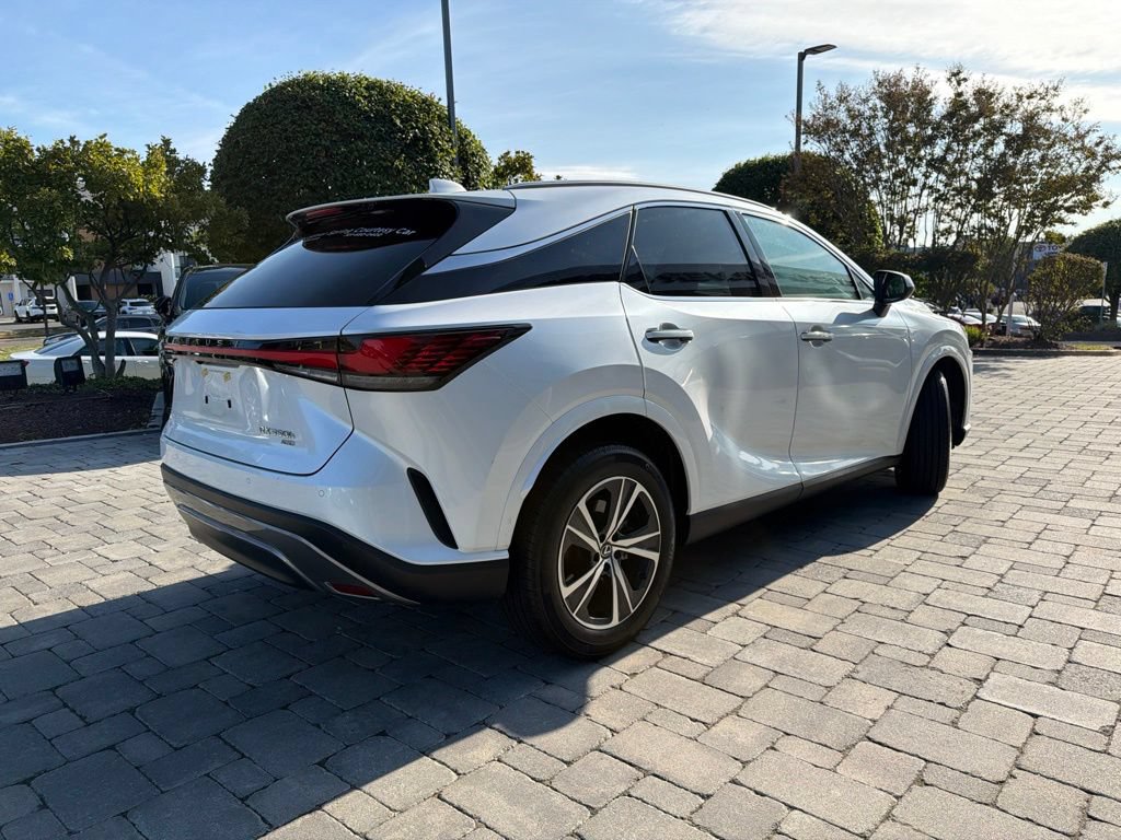 Certified 2025 Lexus RX 350h AWD/4WD image 7