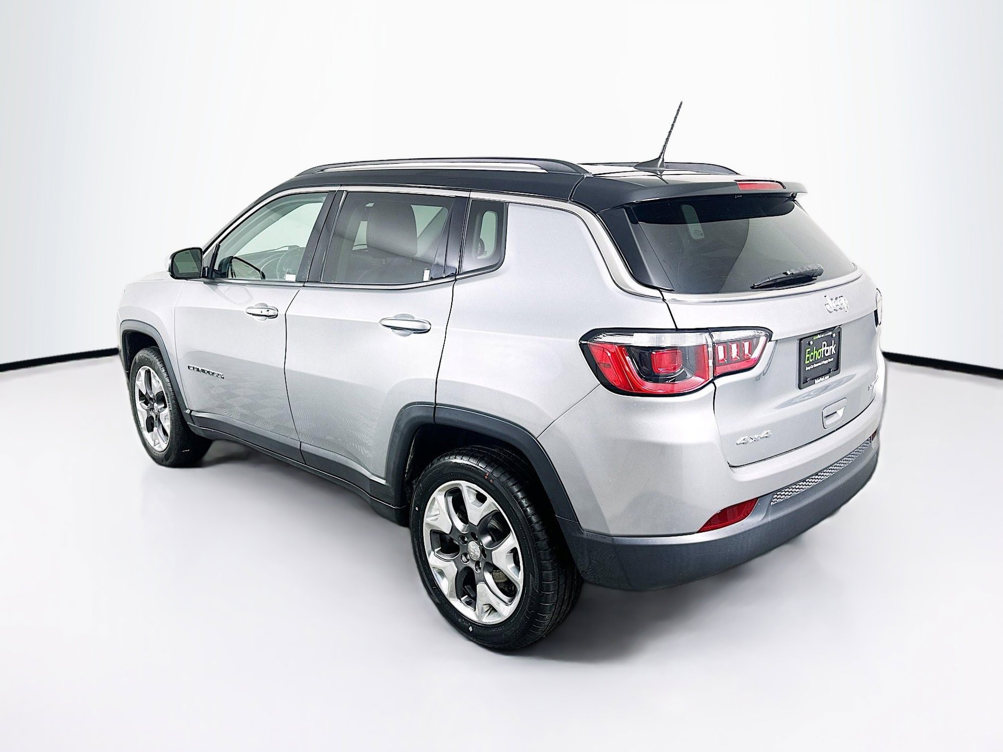 Used 2020 Jeep Compass Limited image 5