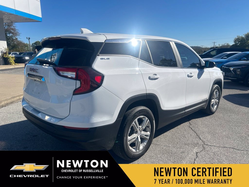 Used 2024 GMC Terrain SLE FWD image 14