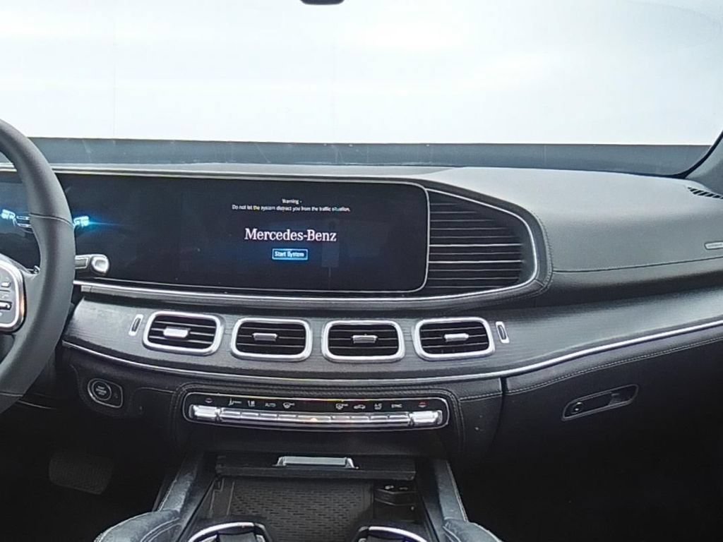 Used 2023 Mercedes-Benz GLE 350 4MATIC image 25