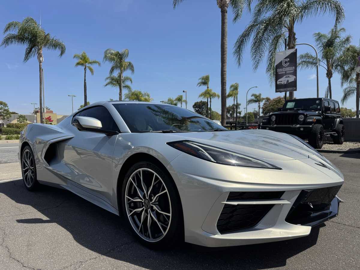Used 2024 Chevrolet Corvette Stingray Preferred Cpe w/ 2LT RWD image 8