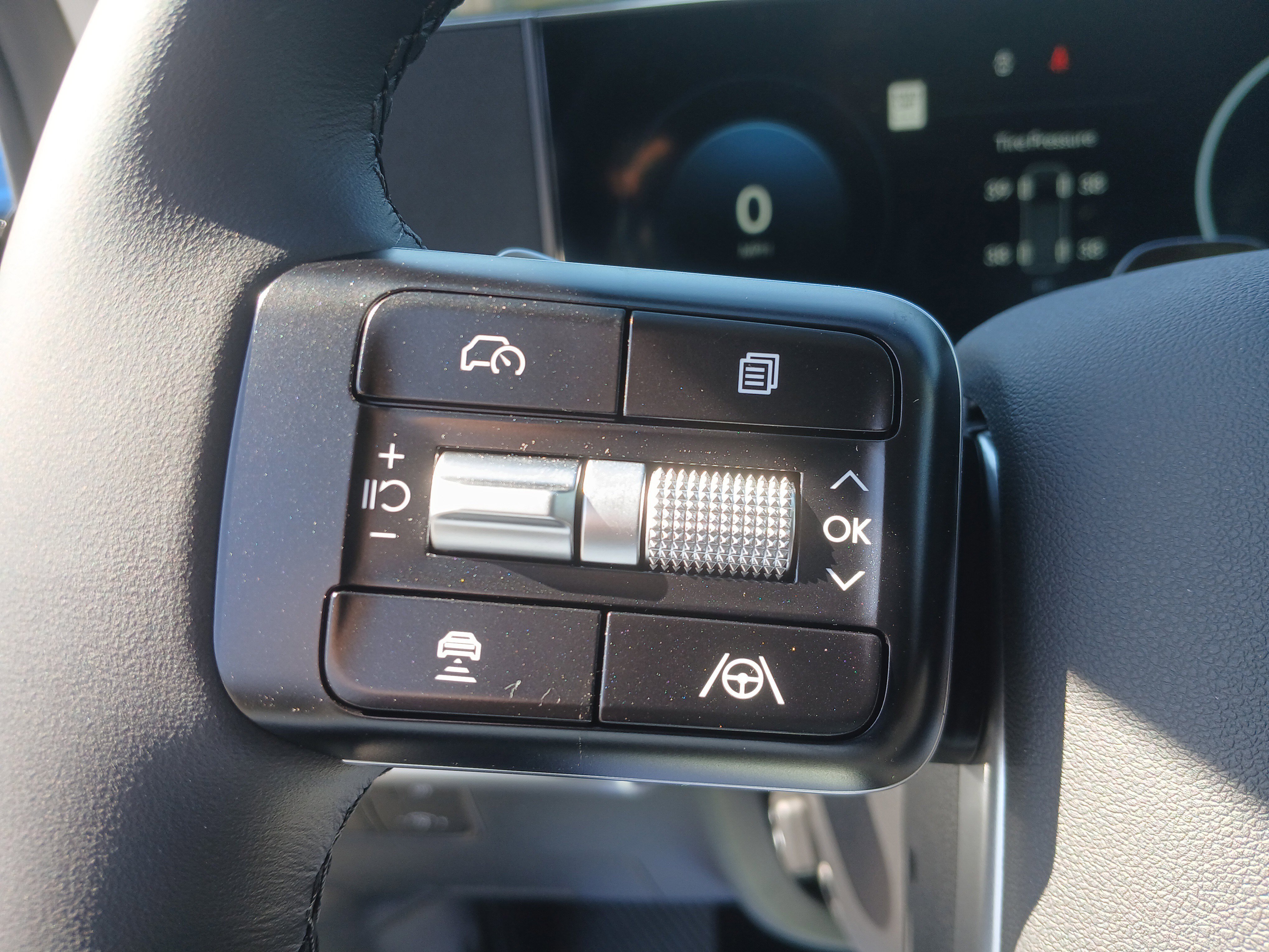 New 2026 Hyundai Ioniq 9 Limited image 19