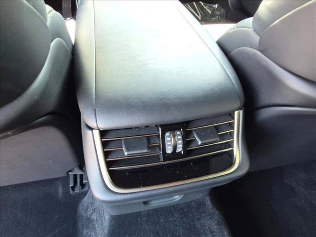 Used 2022 Lexus LS 500 w/ Accessory Package (Z2) RWD image 18