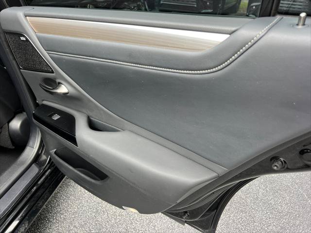 Certified 2024 Lexus ES 300h F Sport w/ Accessory Package (Z2) FWD image 16