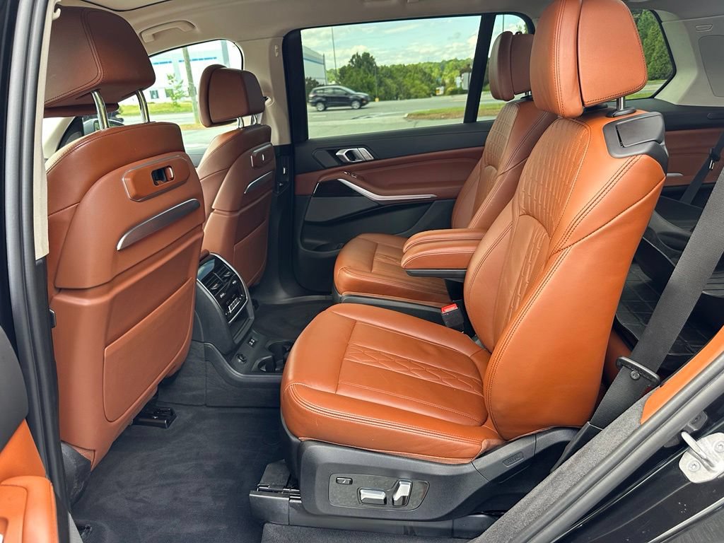 Used 2023 BMW X7 xDrive40i w/ Premium Package AWD/4WD image 36