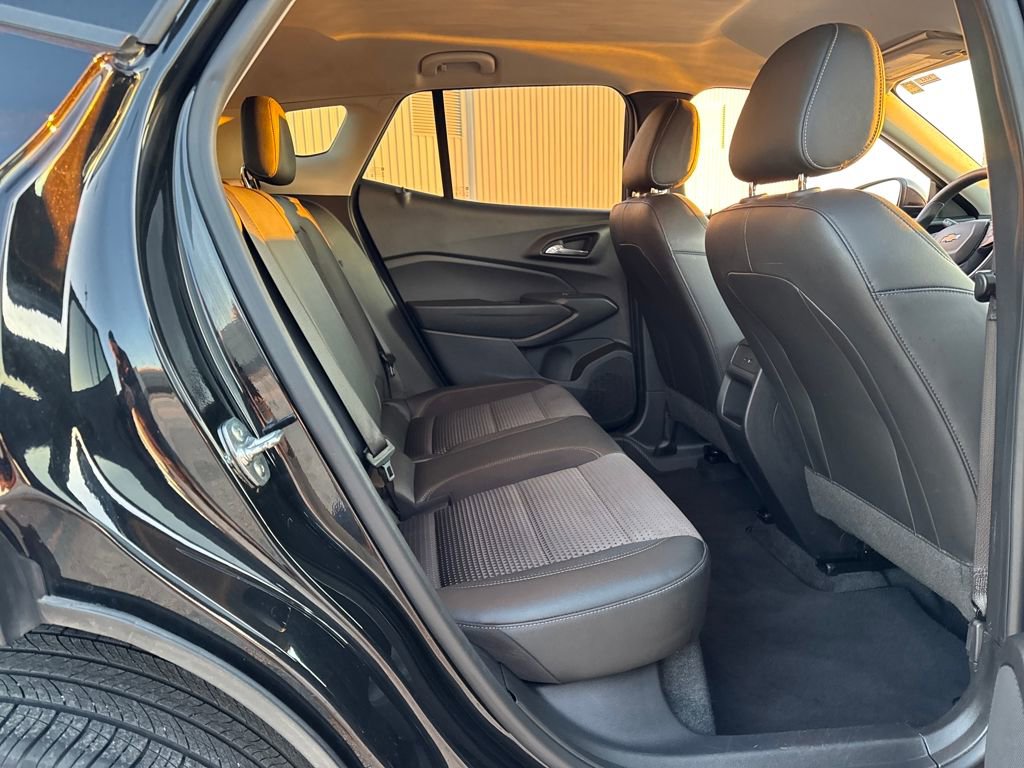 Used 2024 Chevrolet Trax LT image 13