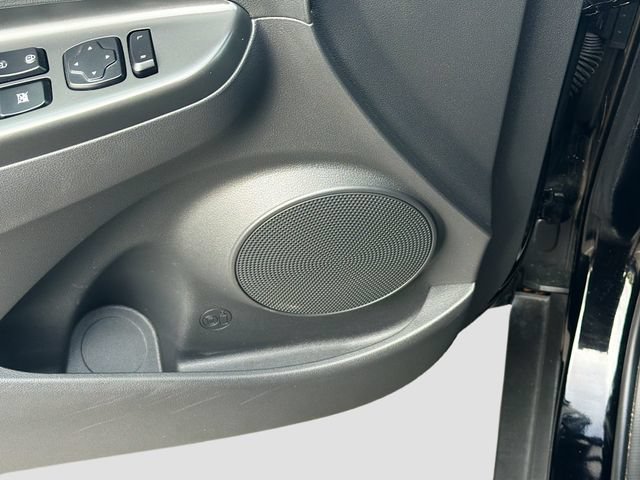 Certified 2023 Hyundai Kona SEL w/ Convenience Package FWD image 18