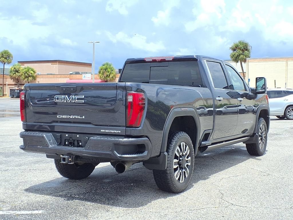 Used 2024 GMC Sierra 2500 Denali Ultimate AWD/4WD image 7