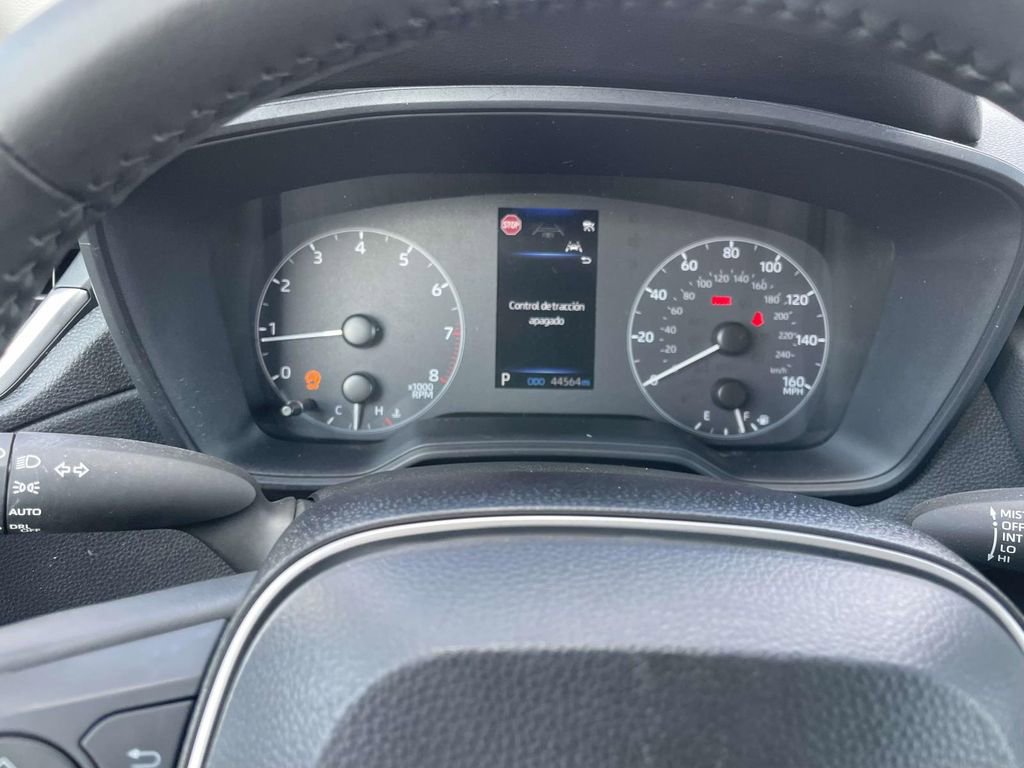 Used 2024 Toyota Corolla Cross LE image 37