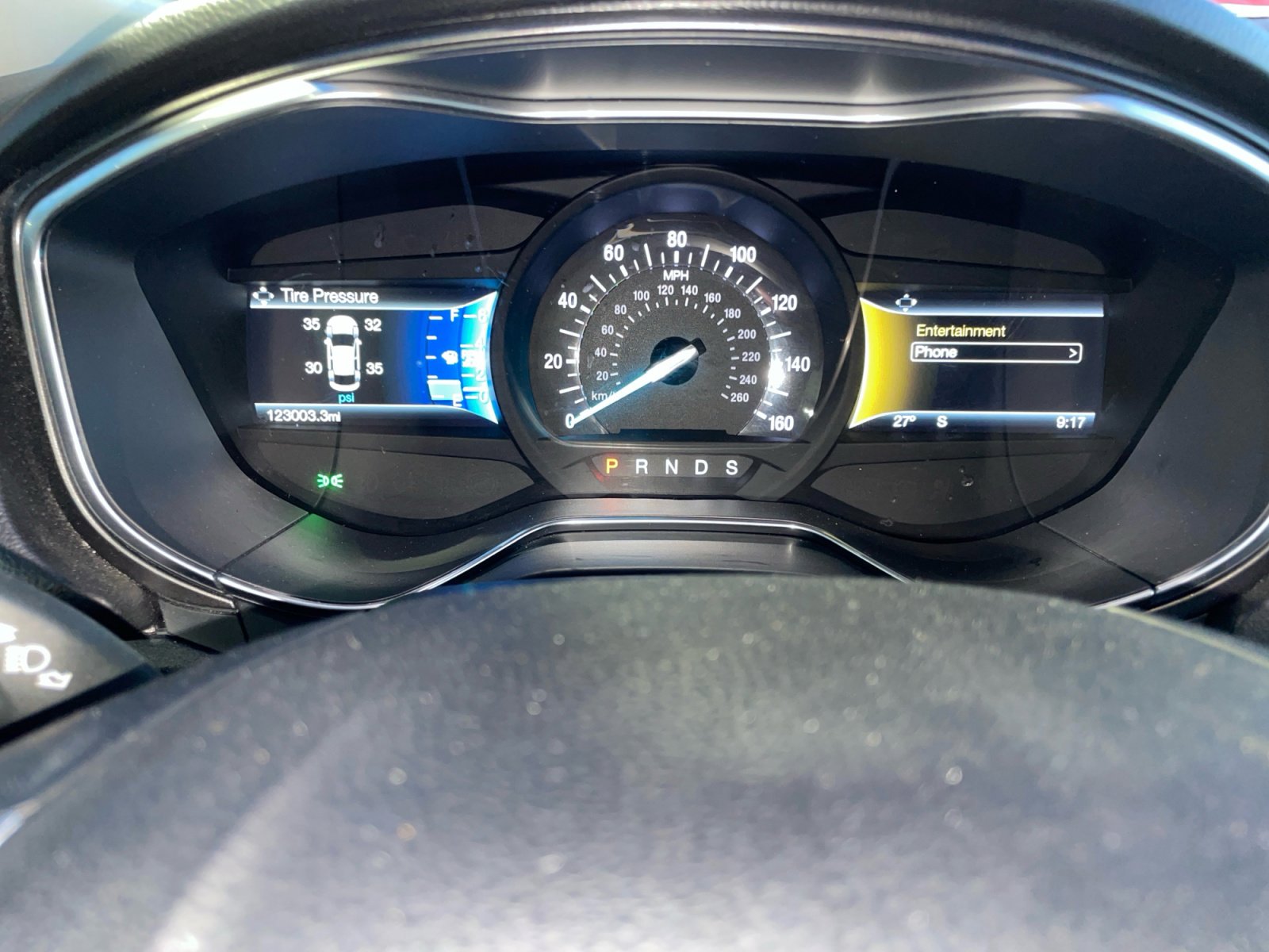 Used 2017 Ford Fusion SE w/ Equipment Group 201A AWD/4WD image 19