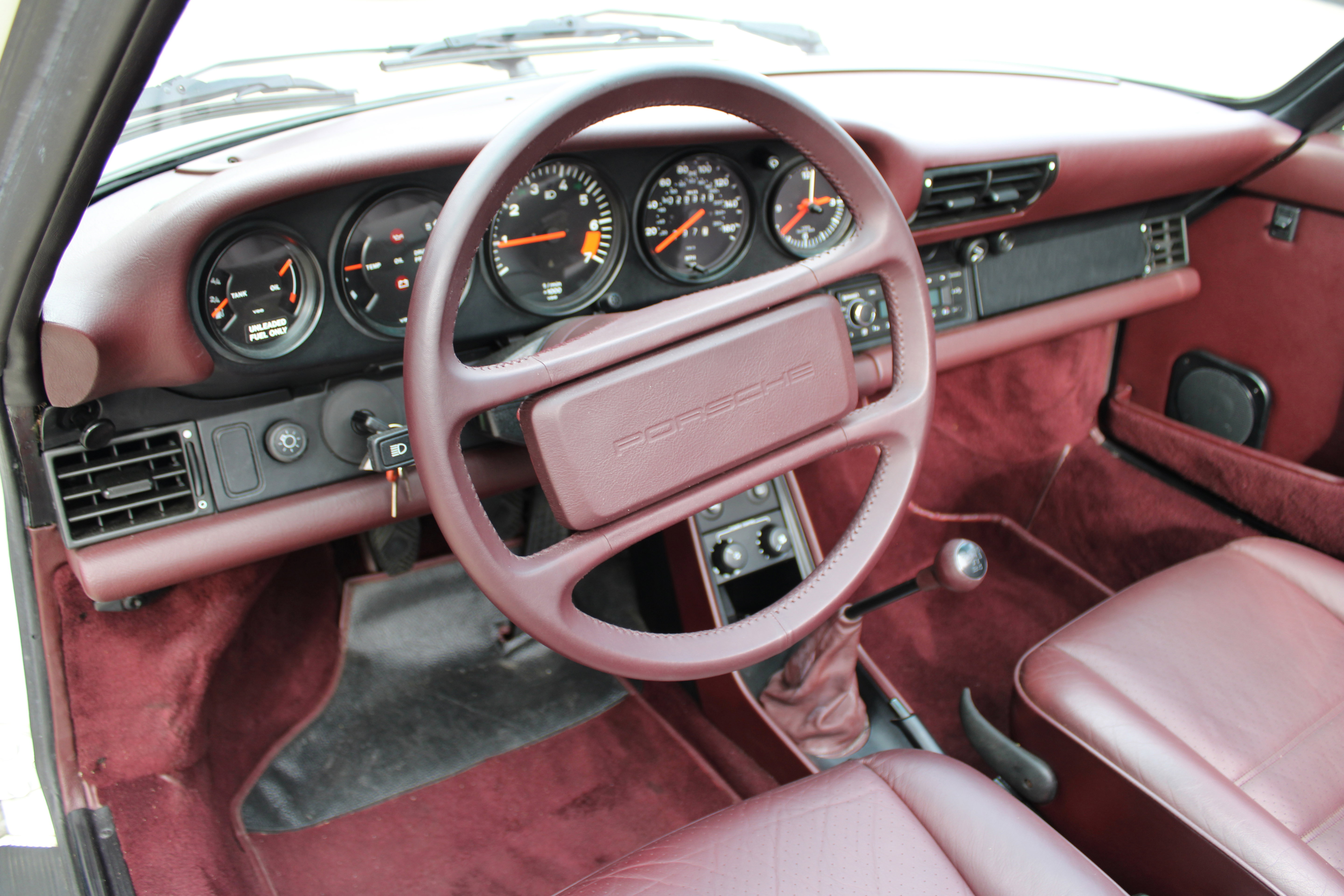 Used 1987 Porsche 911 Carrera image 4