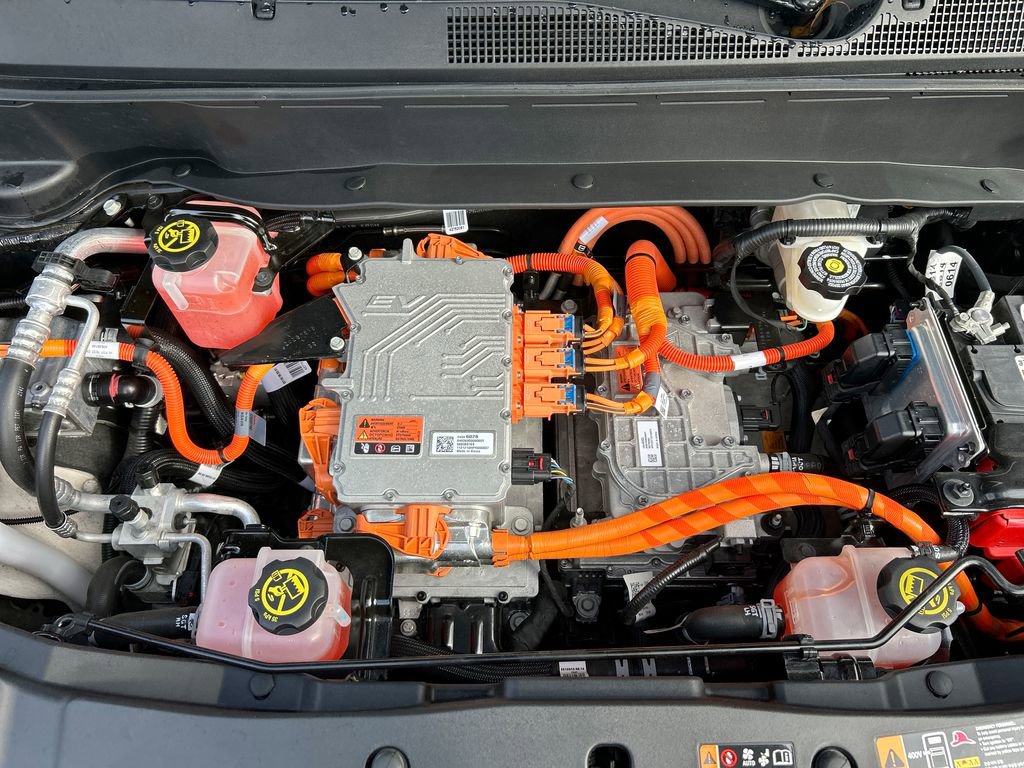 Certified 2022 Chevrolet Bolt EUV Premier w/ Launch Edition image 32