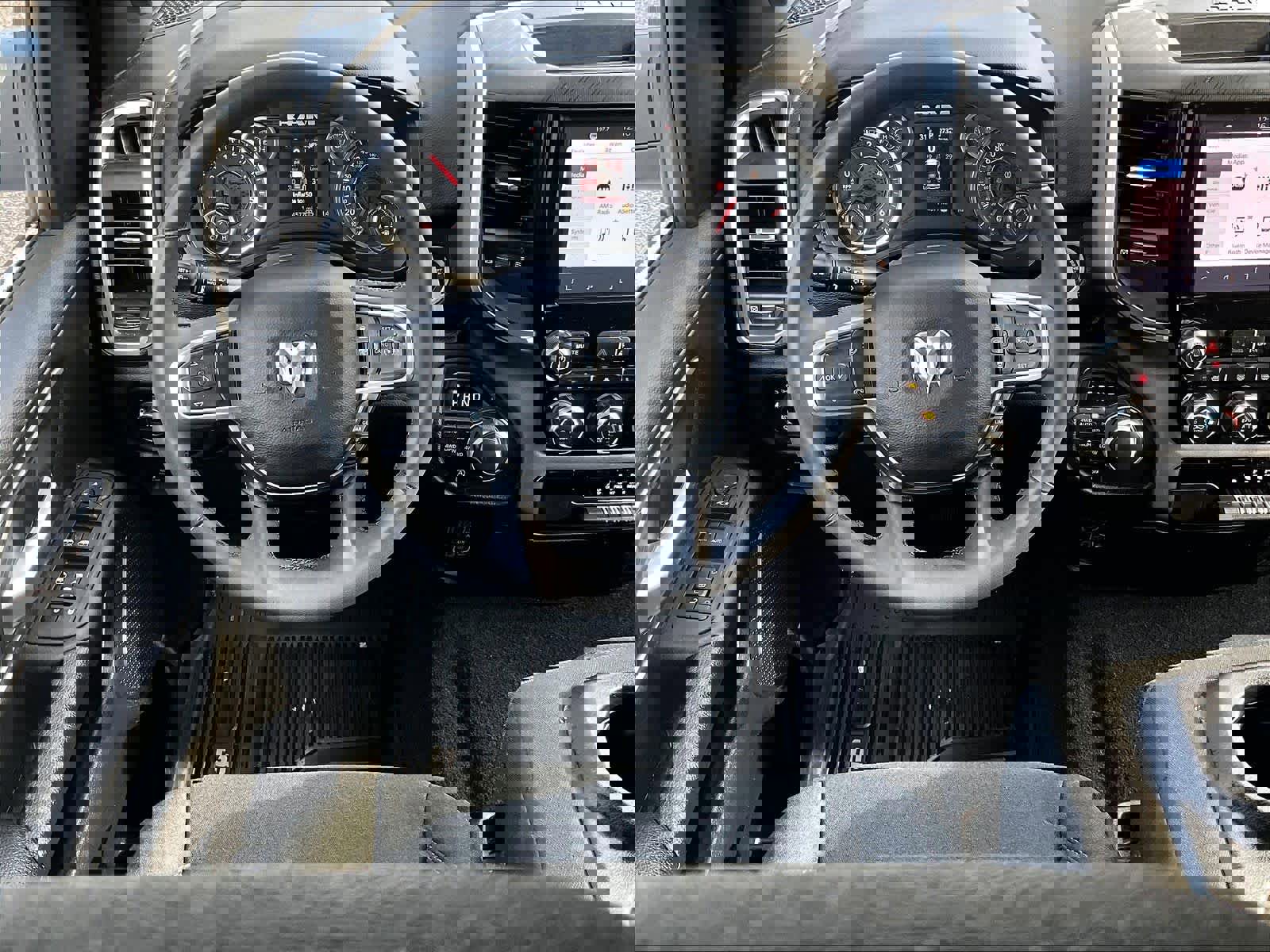 Used 2025 RAM 1500 Big Horn image 17