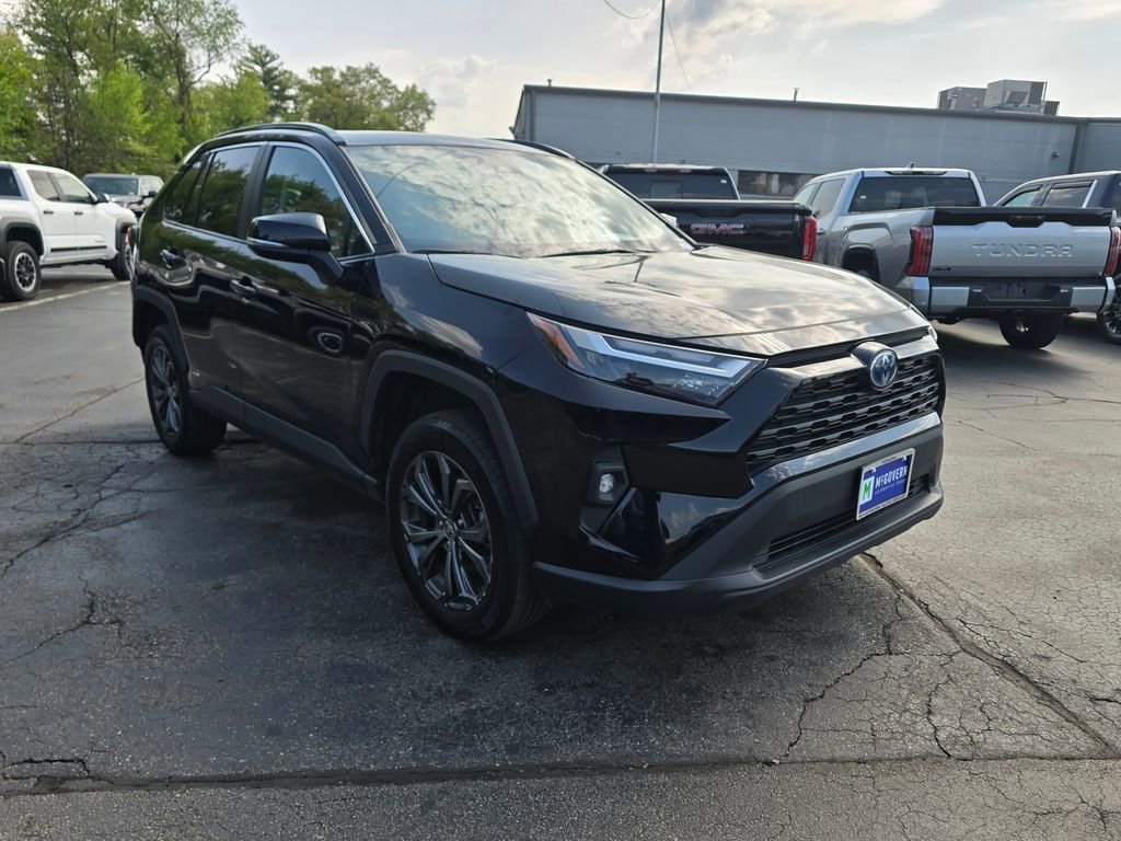Certified 2023 Toyota RAV4 XLE Premium AWD/4WD image 11