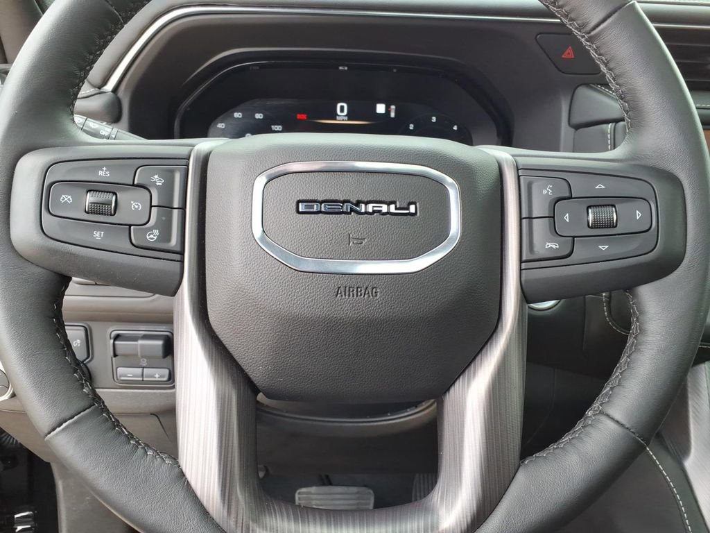 Certified 2023 GMC Yukon Denali Ultimate image 27