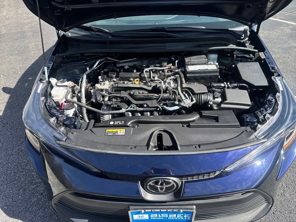 Used 2025 Toyota Corolla LE image 32