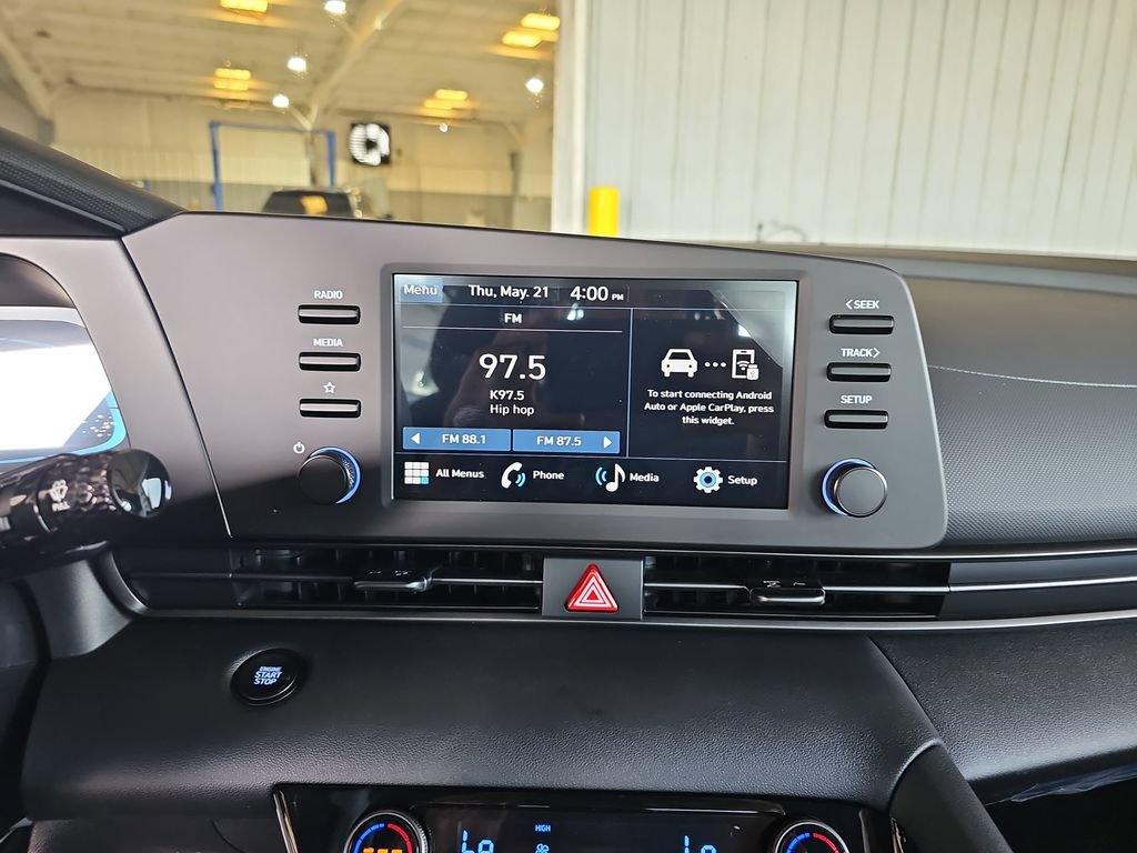 New 2026 Hyundai Elantra SEL Sport Premium FWD image 22