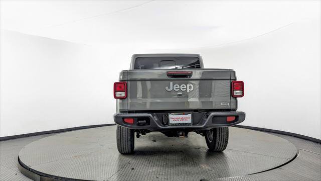 Used 2020 Jeep Gladiator Overland w/ Trailer Tow Package image 7