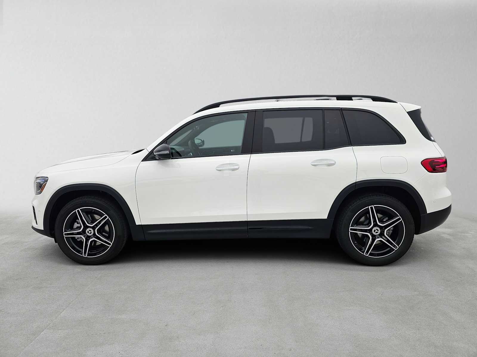 New 2026 Mercedes-Benz GLB 250 image 6