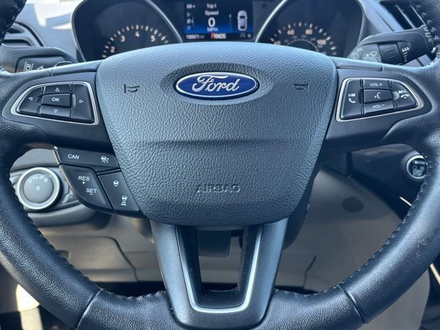 Used 2017 Ford Escape Titanium w/ Equipment Group 301A AWD/4WD image 17