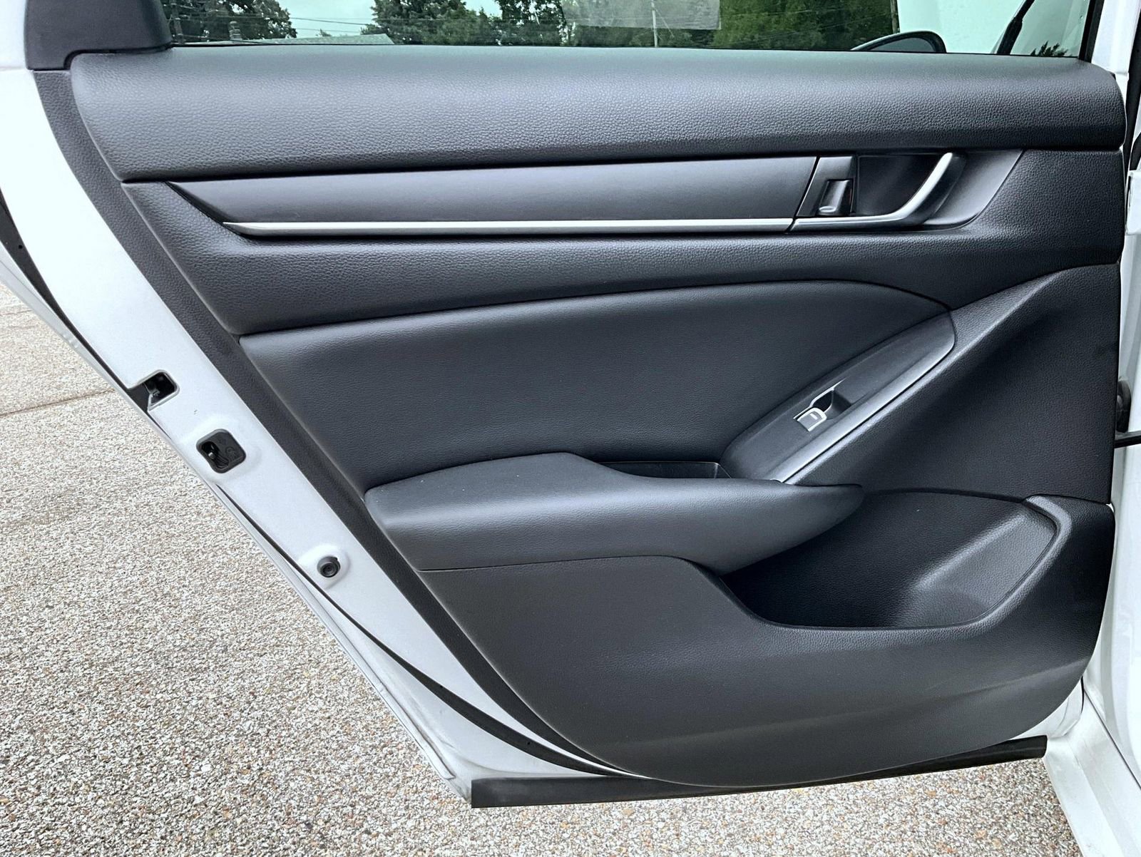 Used 2022 Honda Accord Sport image 22