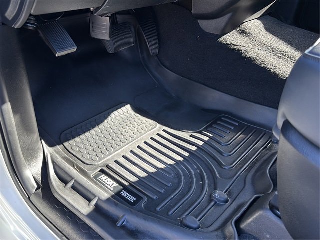 Used 2018 RAM 3500 SLT w/ Luxury Group image 17