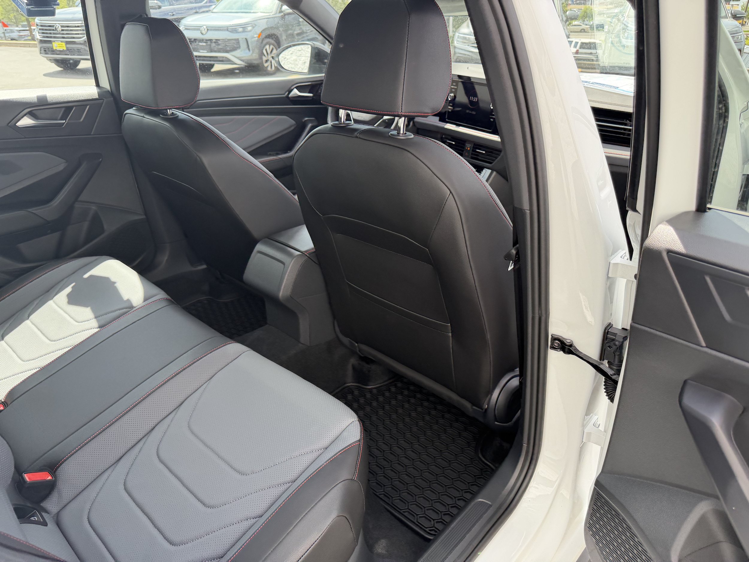 New 2026 Volkswagen Jetta GLI Autobahn FWD image 30