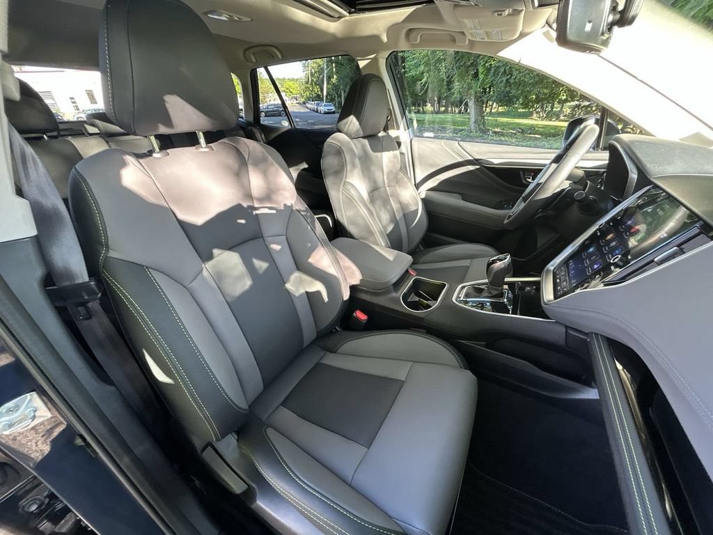 Certified 2024 Subaru Outback Onyx Edition AWD/4WD image 25